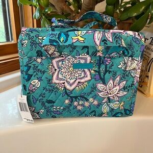 Vera Bradley Hanging Organizer in Teal and Purple Peacock Garden print